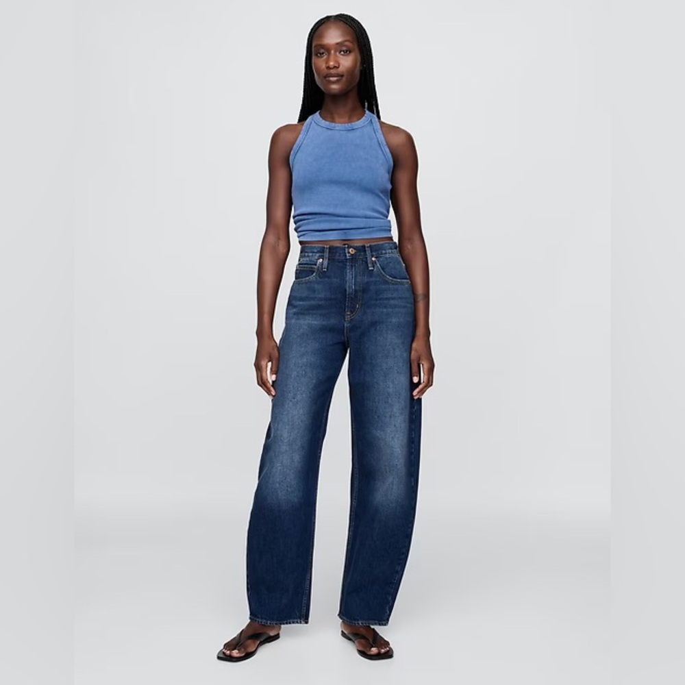 GAP High-Rise Barrel Jean - size 30 / 10